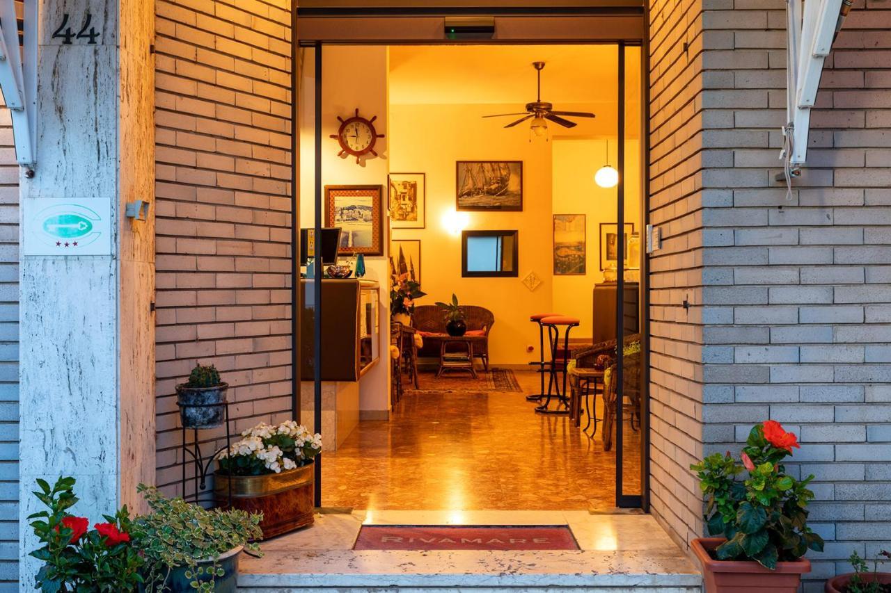 Hotel Rivamare Lido di Venezia Exterior photo